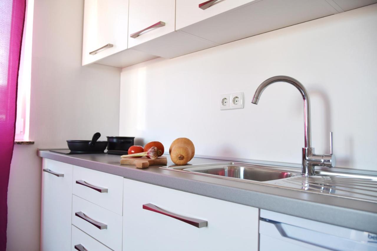 Rab Apartments Aurora Раб Экстерьер фото
