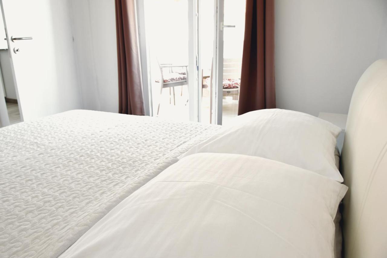 Rab Apartments Aurora Раб Экстерьер фото
